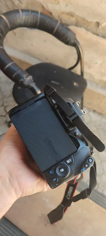 Canon 250D 4K — идеальное состояние 2 Canon 250D 4K — идеальное состояние 2