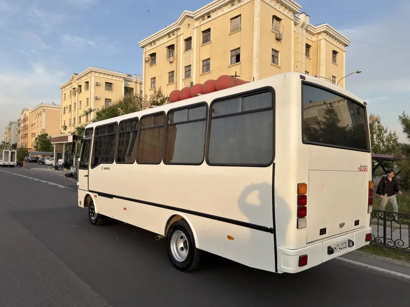 Isuzu sotiladi 2016. Avtobus — фото 4