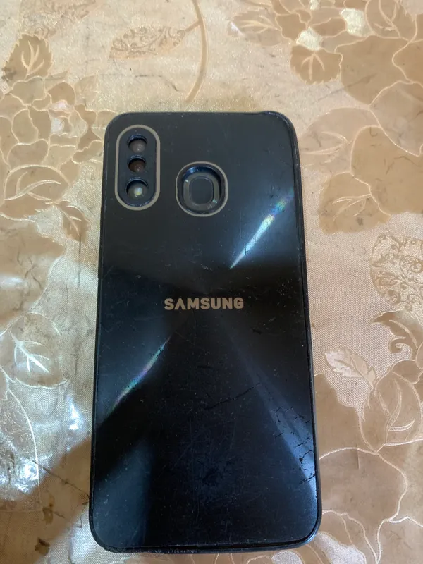 Samsung A20  sotiladi — фото 1