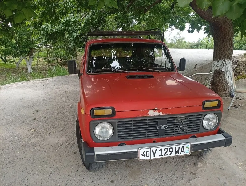 Lada Niva sotiladi 1980 yil radnoy