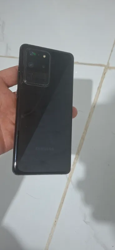 Samsung S20 Ultra продаётся 2