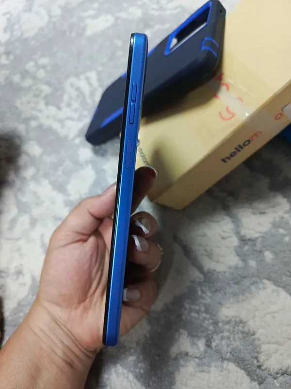 Продам телефон Motorola 2 Продам телефон Motorola 2