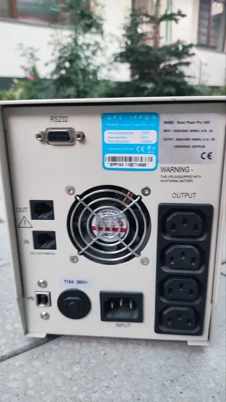 ИБП Ippon Smart Power Pro 1400 3 ИБП Ippon Smart Power Pro 1400 3