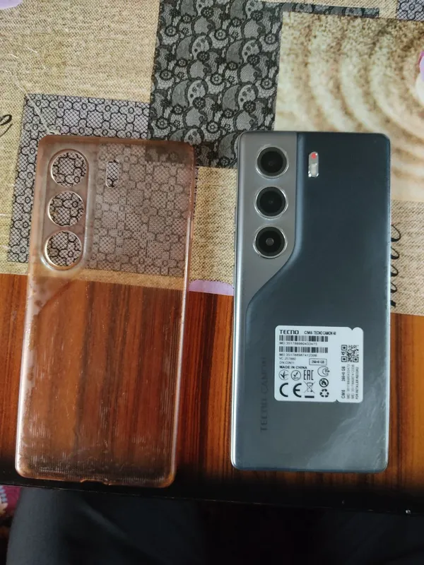 Tecno Camon 40. 8+8-256гб — фото 1