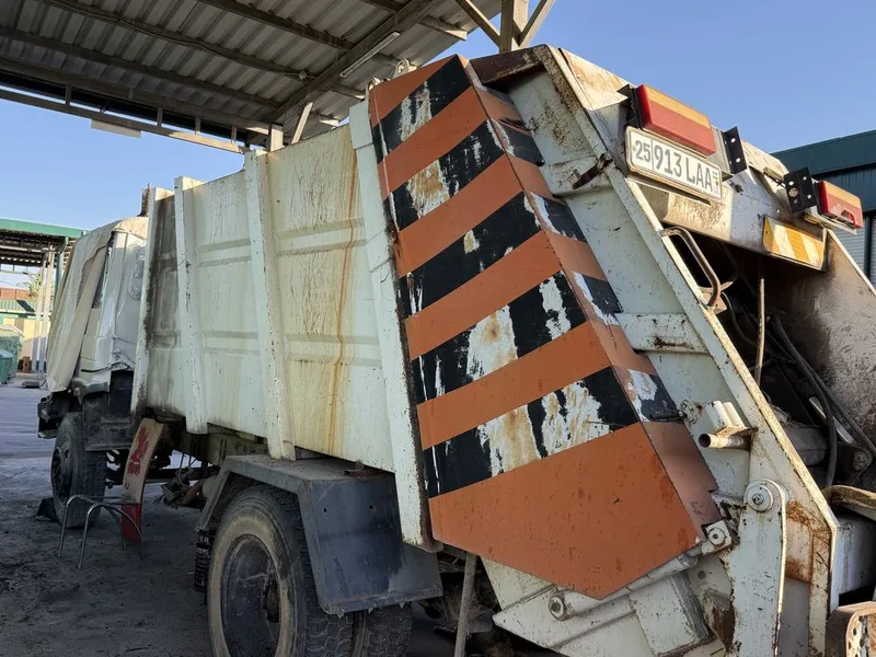 Продается задний пресс Isuzu 5