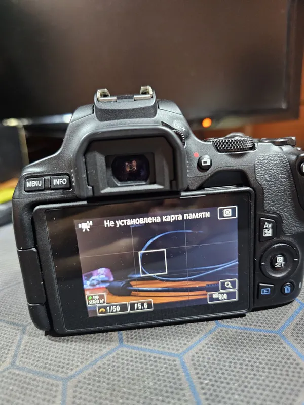 Canon 250D состояние как новое 5 Canon 250D состояние как новое 5