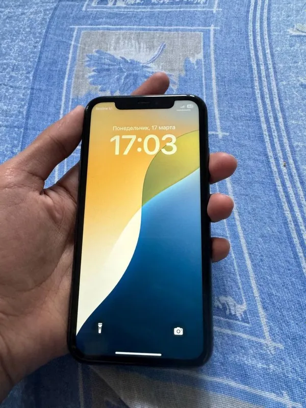 Iphone 11 sotiladi