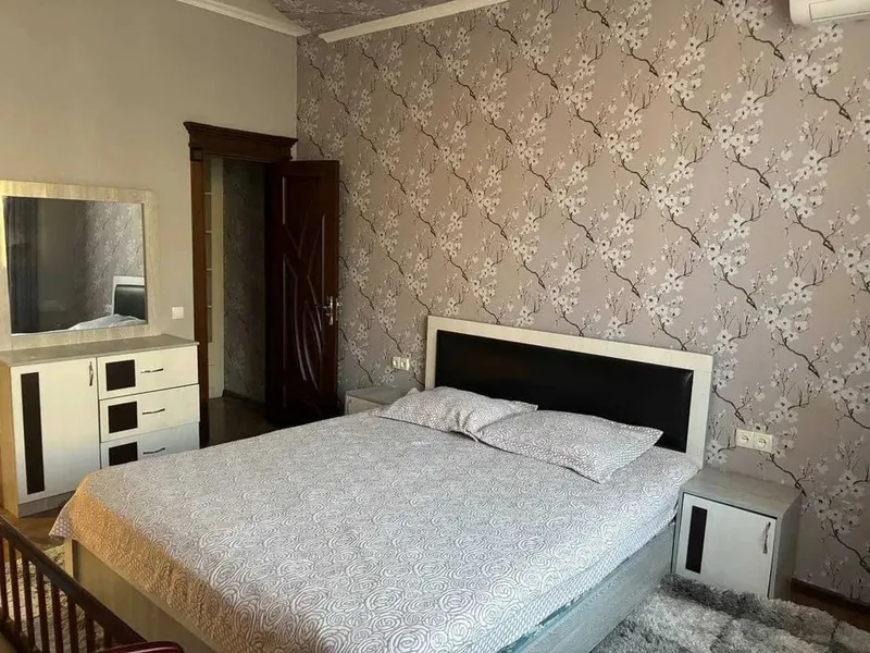 Квартира в аренду, 3 комнаты (Яшнабадский район) 1
