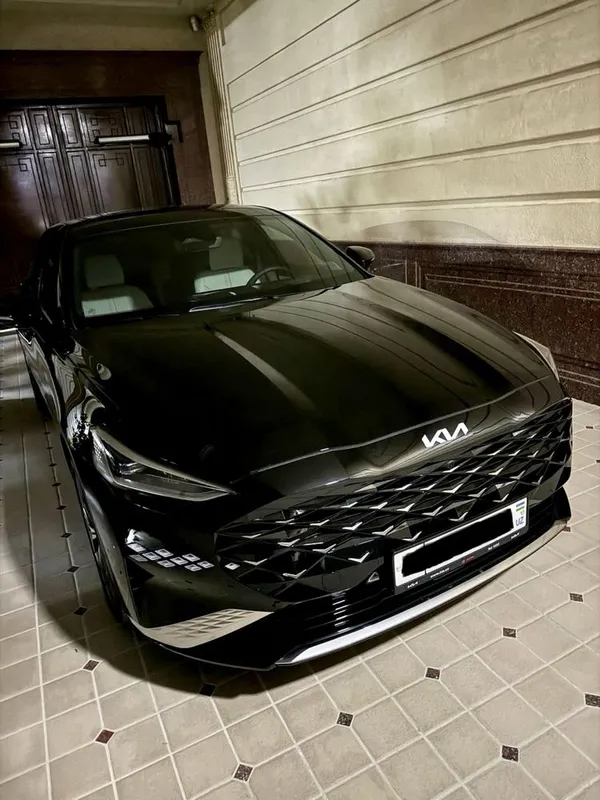 Продается Kia K8 2024 года full комплектация Продается Kia K8 2024 года full комплектация