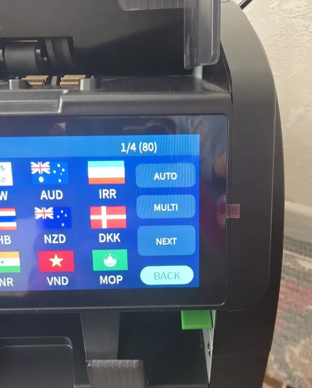Pul sanaydigan.80 hil pulni qalbakisini aniqlaydi. Денежный аппарат 80 6 Pul sanaydigan.80 hil pulni qalbakisini aniqlaydi. Денежный аппарат 80 6