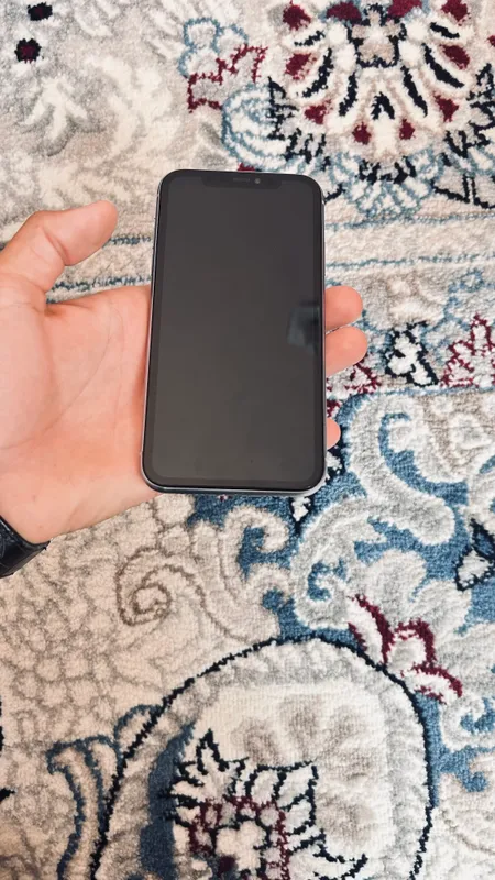 iPhone 11, состояние хорошее 5