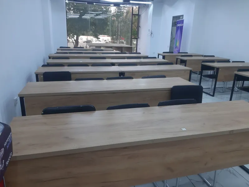 Срочно Сдаётся Помещение 62 кв 2 Срочно Сдаётся Помещение 62 кв 2