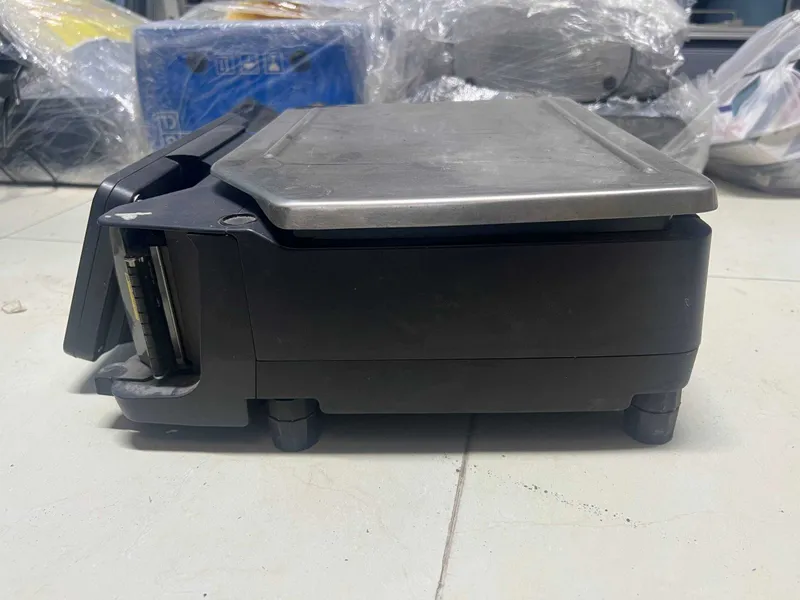 Продаются торговые весы с печатью этикеток DIGI SM-5300 L B — фото 1