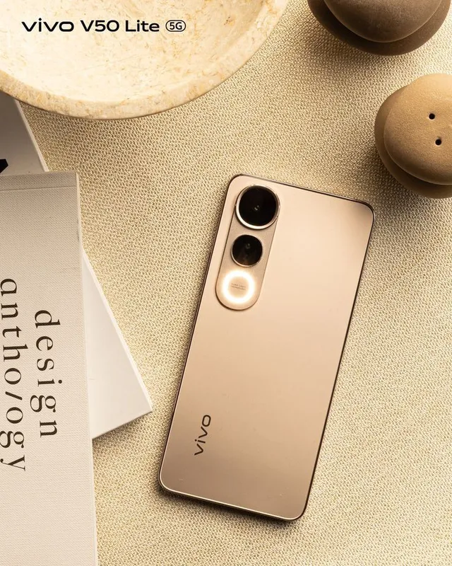 Vivo V50 lite идеал / Обмен есть 2 Vivo V50 lite идеал / Обмен есть 2