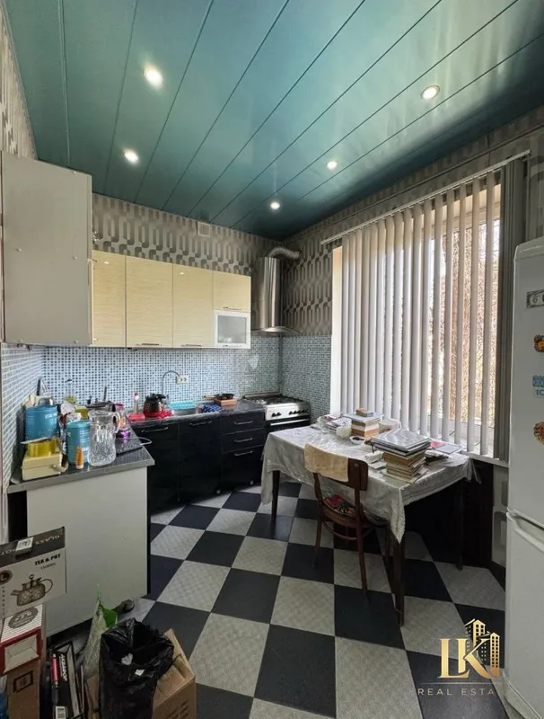 Продаётся 3-комнатная квартира, 81 м², 3/4, Яккасарайский район 3 Продаётся 3-комнатная квартира, 81 м², 3/4, Яккасарайский район 3