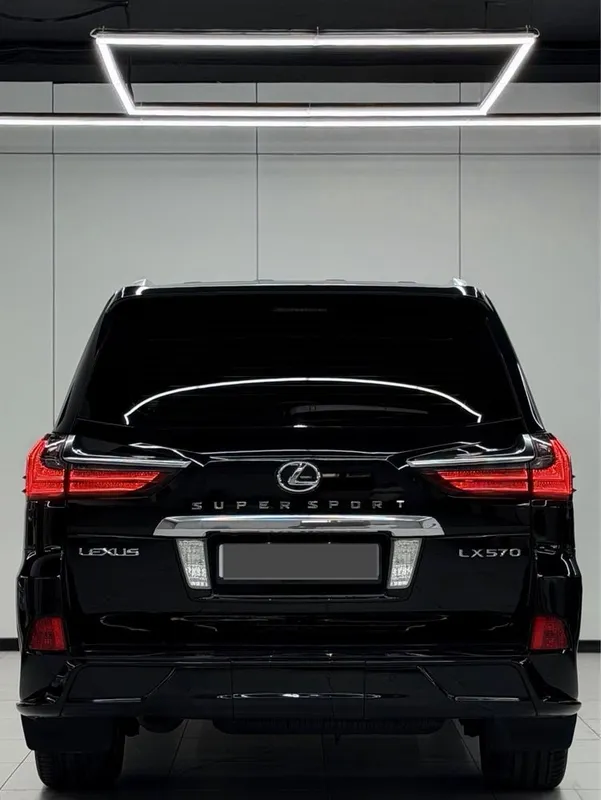 Lexus LX 570 supper sport — фото 1
