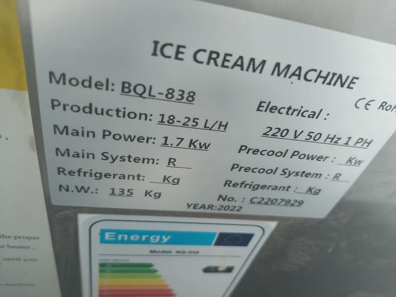 Muzqaymoq apparati frezer 5