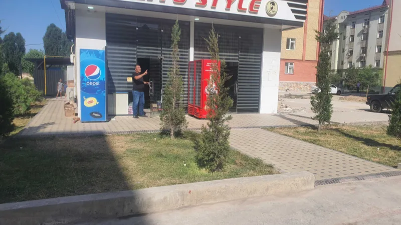 Guliston sh 6 mavzeda dukon uchun joy ijaraga beriladi — фото 1