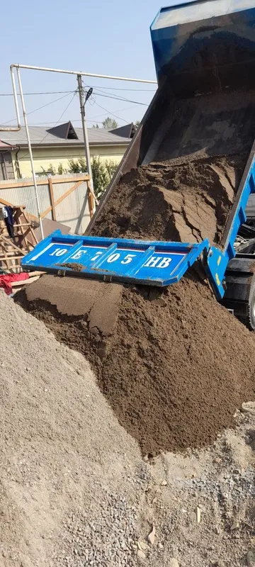Klines Sheben Chinoz qum yetkazib beramiz Vivoz Musor Isuzu samosval — фото 2