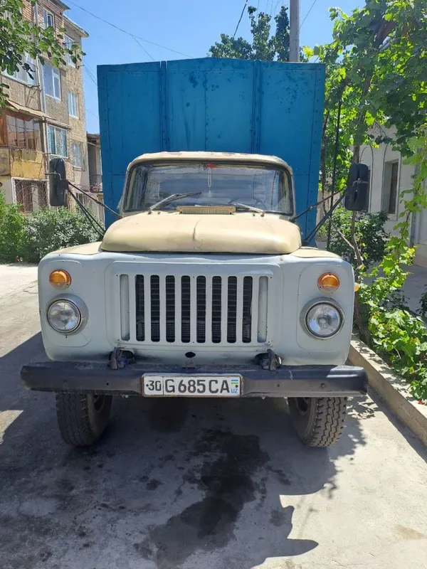 Gaz 53 яхши состаяние бир кул минилган