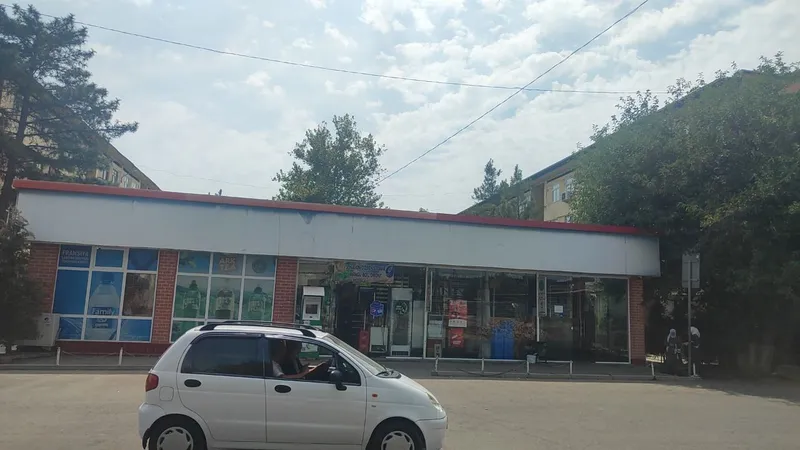 Продается магазин на автобуной остановке — фото 4