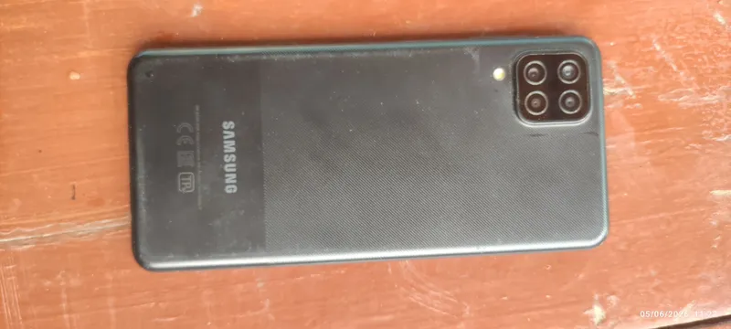 Samsung a12 ochilmagmodeli ayol kishi ishlatgan