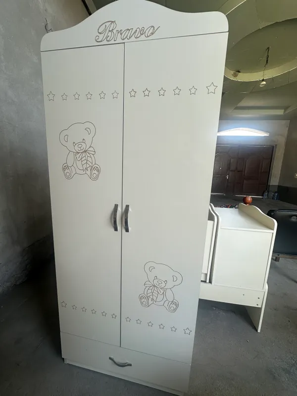Yangi holatdagi bolalar mebel komplekti 1 Yangi holatdagi bolalar mebel komplekti 1