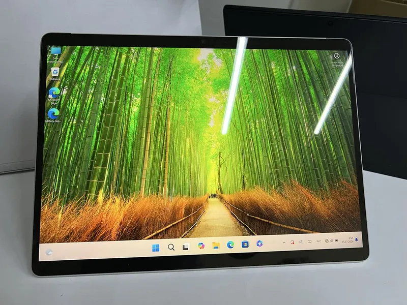 Surface Pro 8 планшет на Windows i5-1135g7 8gb ram PixelSence touch 2 Surface Pro 8 планшет на Windows i5-1135g7 8gb ram PixelSence touch 2