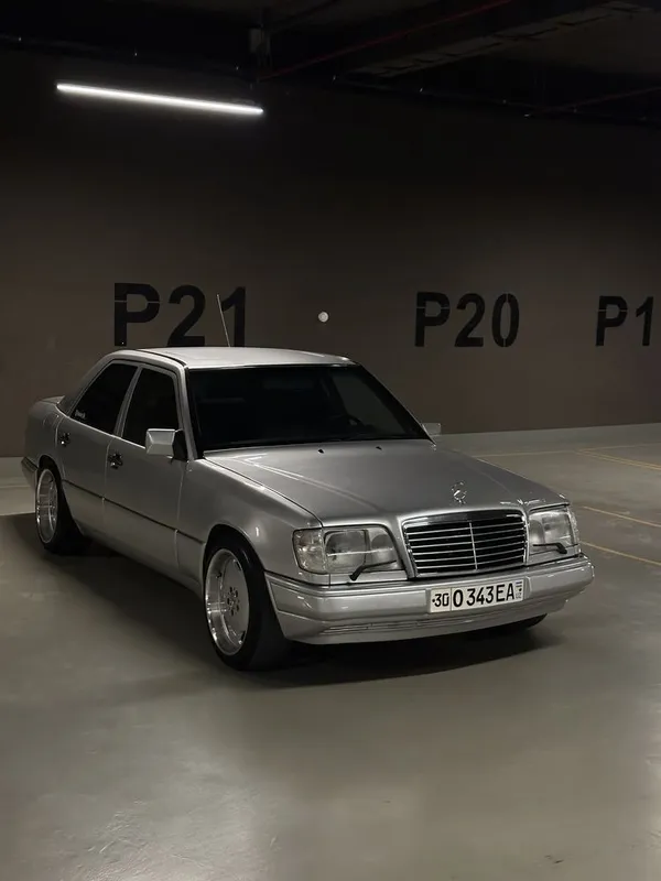 Mercedes Benz W124 2 Mercedes Benz W124 2