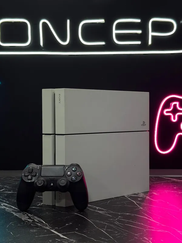 Playstation 4 FAT 2