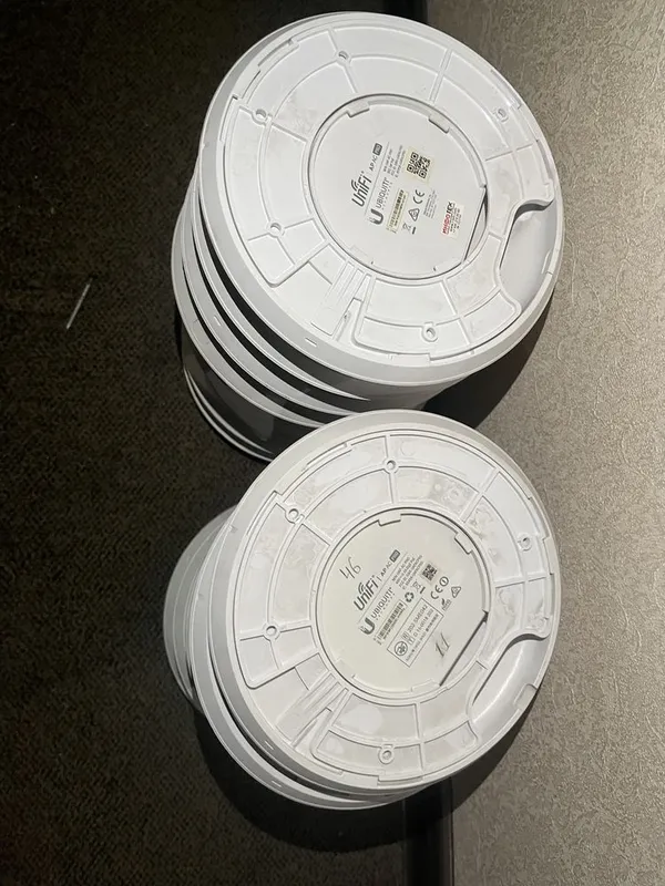 Ubiquiti UniFi AP AC Pro UAP-AC-PRO) Wi-Fi точка доступа | 14 шт | Б/У 4