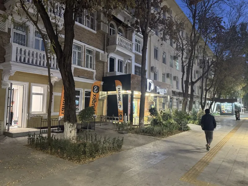Жой егасидан арендага офисе 1 линия 50кв Шота руставели кочада — фото 1