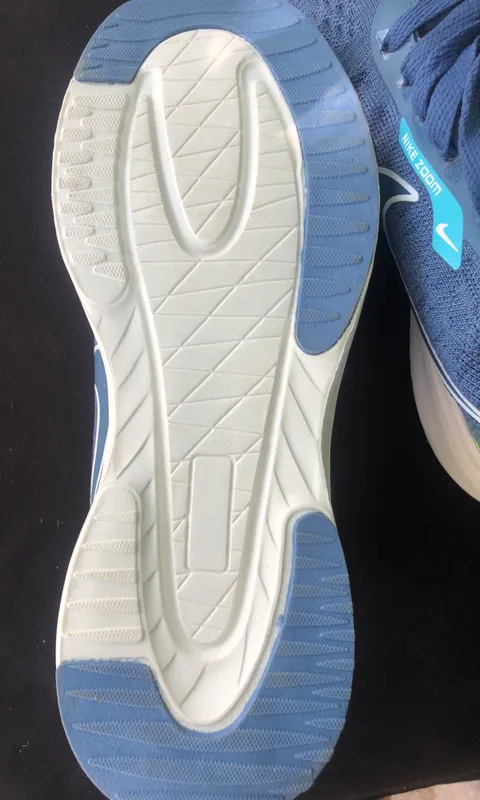 Uniseks Nike Zoom Air krossovkalari 4