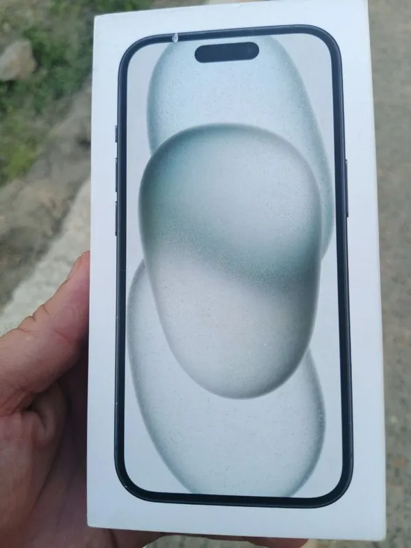 Apple 15 novey upakofka 128 sim+yesim imika utgan 2 lasi ham