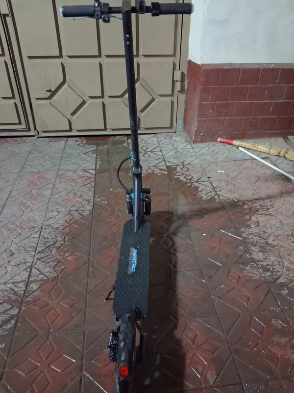 skuter sotiladi yangi elektro srochna 4 skuter sotiladi yangi elektro srochna 4