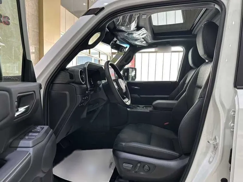 Toyota Prado 2.4T All-Weather TX Version 5 Seats — фото 7