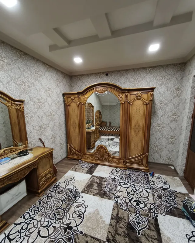Роскошный китайский спальный гарнитур (полный комплект, 6 предметов) 4
