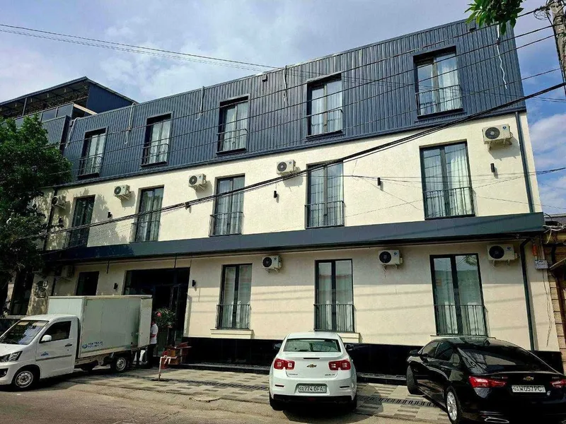 Аренда здания под гостиницу 2 612 м²