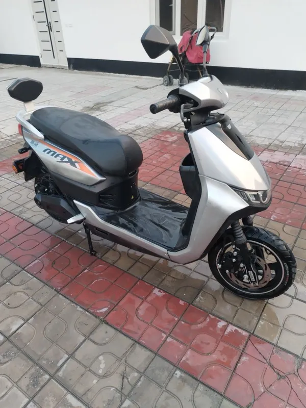 Skuter yadea t9 sotiladi Skuter yadea t9 sotiladi