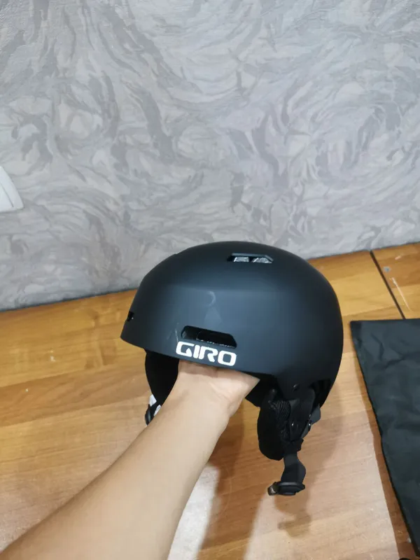 Шлем GIRO в наличии 1 Шлем GIRO в наличии 1