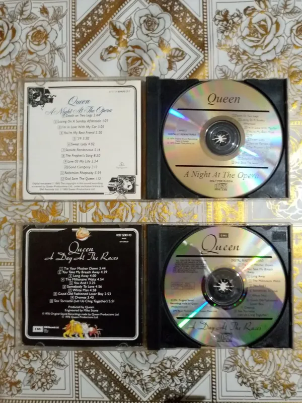 Продам CD диски группы QUEEN 3 штуки. 5 Продам CD диски группы QUEEN 3 штуки. 5