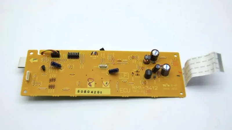 HP LJ 1020/2900 uchun DC Controller RM1-3412 platasi 1 HP LJ 1020/2900 uchun DC Controller RM1-3412 platasi 1