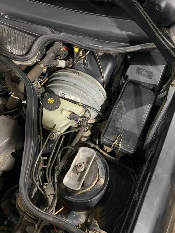 Мерседес Бенс W124 5