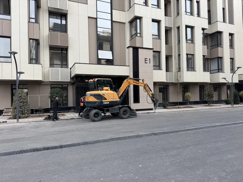Аренда мини эксковатора. Услуги мини экскаватора.Ekskavator xizmati