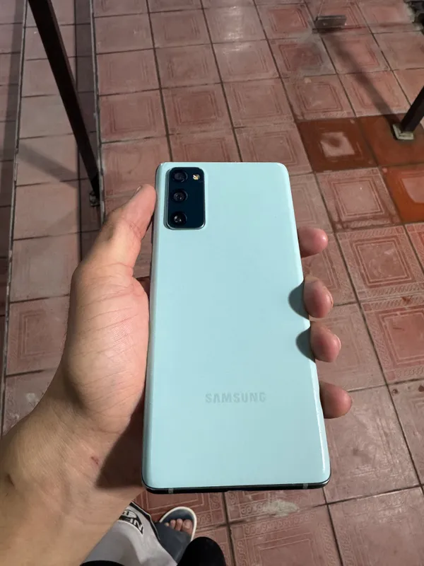 Samsung S20 FE 5G 1 Samsung S20 FE 5G 1