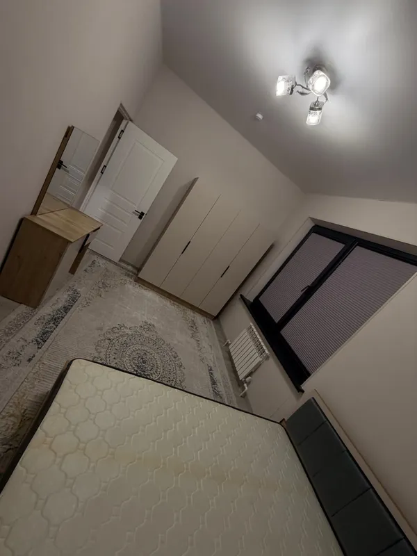 «Oz Zamin» turar joy majmuasida 1 xonali, 40 m² kvartira ijaraga beriladi 3