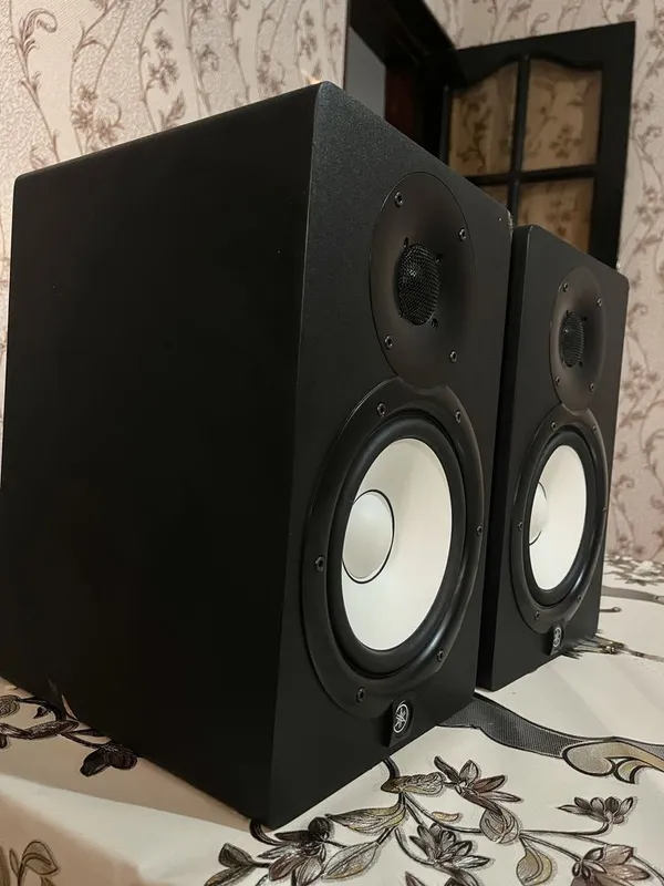 Yamaha HS7 студийные мониторы — фото 1