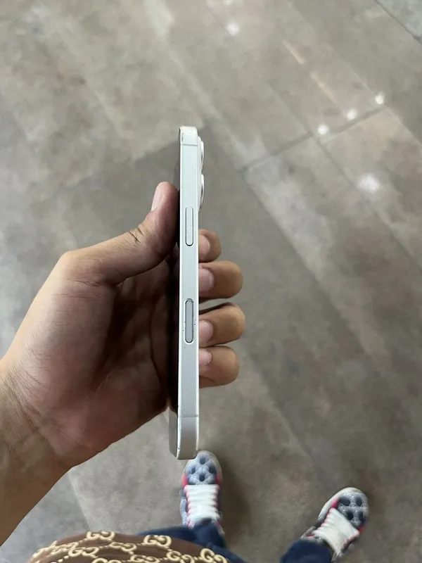 iphone 16. . 3 iphone 16. . 3