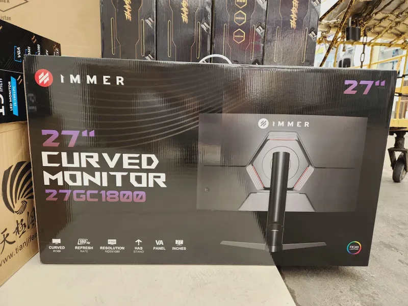 Monitor IMMER 27 curved 180Hz VA panel kranshteyn 90° 2 Monitor IMMER 27 curved 180Hz VA panel kranshteyn 90° 2
