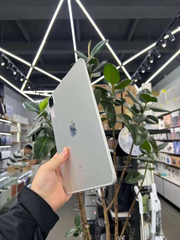 iPad Pro 11 M1 3 iPad Pro 11 M1 3